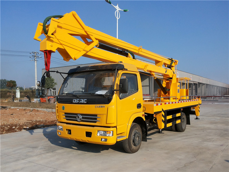 東風多利卡18米高空作業車